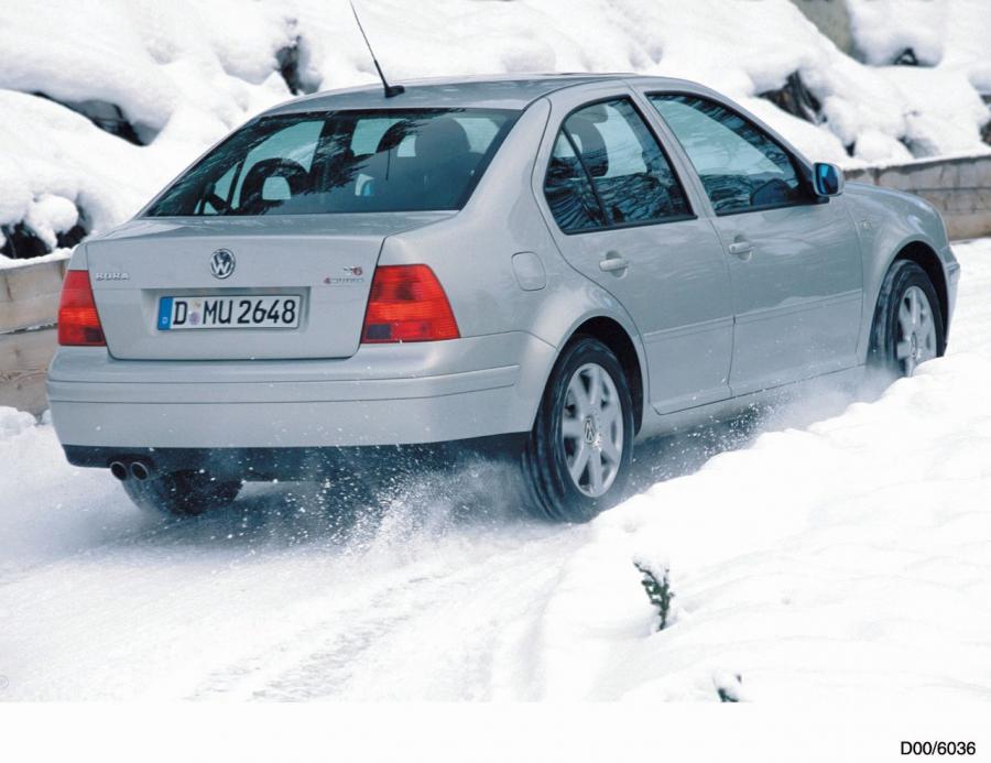  Volkswagen Bora 1998 года  (фото 3 из 11)